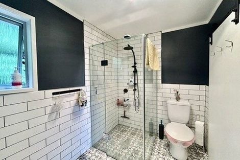Photo of property in 22 Scotstoun Place, Glen Eden, Auckland, 0602
