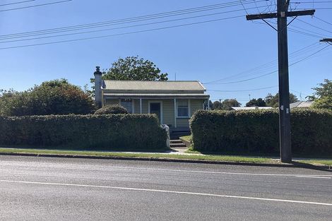 Photo of property in 200 Bridge Street, Eltham, 4322
