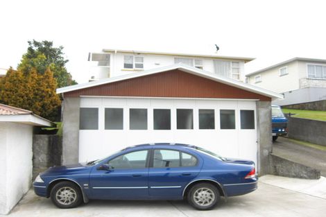 Photo of property in 54 Awanui Street, Merrilands, New Plymouth, 4312