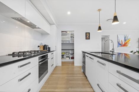 Photo of property in 3 Floyd Road, Riverhead, 0820