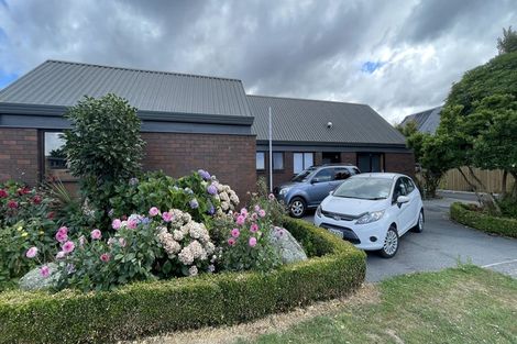 Photo of property in 78a Aorangi Road, Bryndwr, Christchurch, 8053