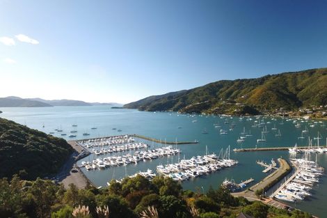 Photo of property in 41 Marina Drive, Waikawa, Picton, 7220