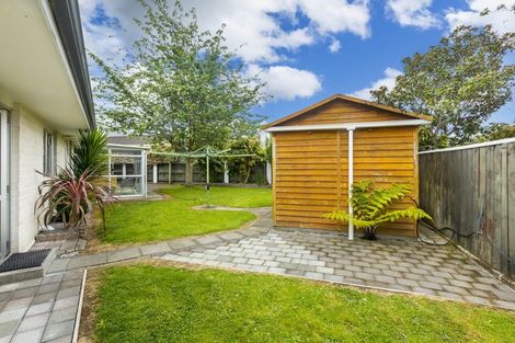 Photo of property in 4 Roband Crescent, Brown Owl, Upper Hutt, 5018