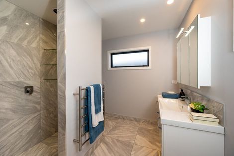 Photo of property in 60a Napier Road, Havelock North, 4130