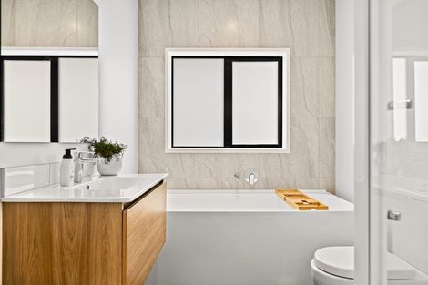 Photo of property in 75 Glenvar Ridge Road, Long Bay, Auckland, 0630