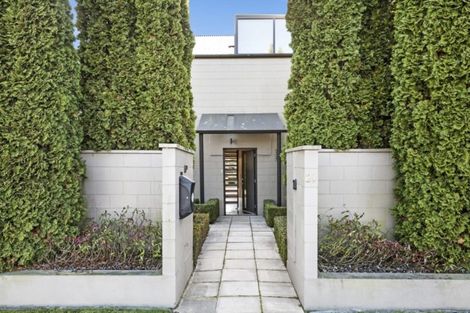 Photo of property in 21 Plynlimon Road, Fendalton, Christchurch, 8052