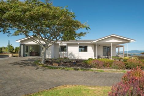 Photo of property in 57 Town Point Road, Maketu, Te Puke, 3189