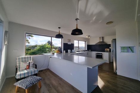 Photo of property in 2/14 Thelma Crescent, Torbay, Auckland, 0630