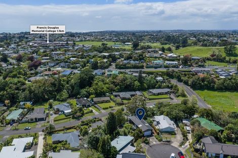 Photo of property in 13 Honnor Place, Hurdon, New Plymouth, 4310