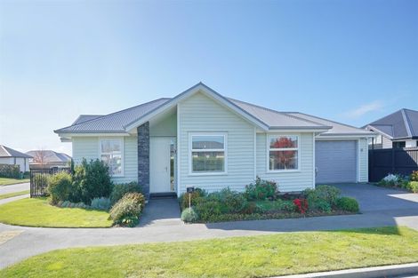 Photo of property in 37 Bradwell Crescent, Halswell, Christchurch, 8025