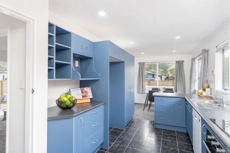 Photo of property in 71 Pasadena Crescent, Totara Park, Upper Hutt, 5018