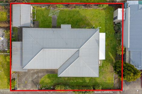 Photo of property in 3 Nelson Street, Dannevirke, 4930