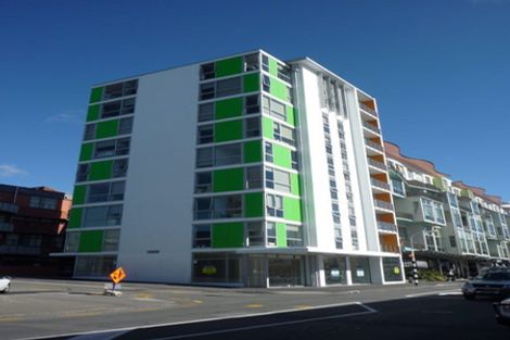 Photo of property in 4/2 Torrens Terrace, Mount Cook, Wellington, 6011
