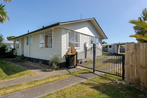 Photo of property in 15 Runciman Place, Dannevirke, 4930