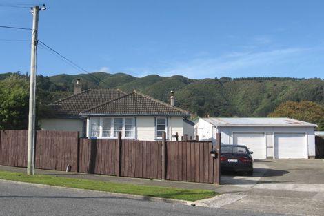 Photo of property in 22 Fleet Street, Naenae, Lower Hutt, 5011