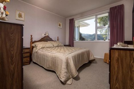Photo of property in 18b Nelson Square, Picton, 7220