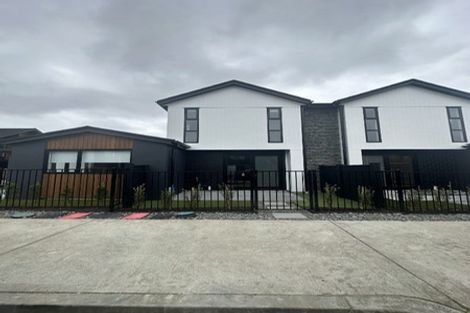 Photo of property in 6 Kumerahou Street, Kumeu, 0810
