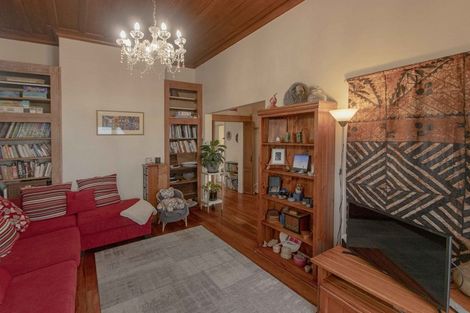 Photo of property in 575 Marine Parade, Napier South, Napier, 4110