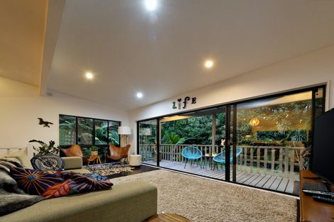 Photo of property in 103 Waima Crescent, Titirangi, Auckland, 0604