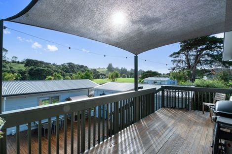 Photo of property in 27 Bethells Road, Waitakere, Auckland, 0816