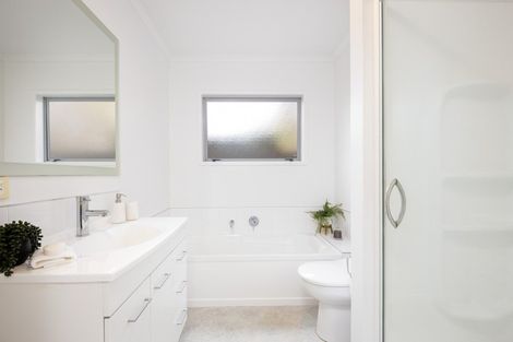 Photo of property in 3 Mill Road, New Plymouth, 4310