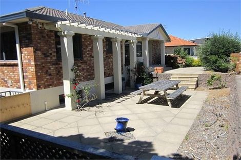 Photo of property in 71a Oceanview Road, Mount Maunganui, 3116