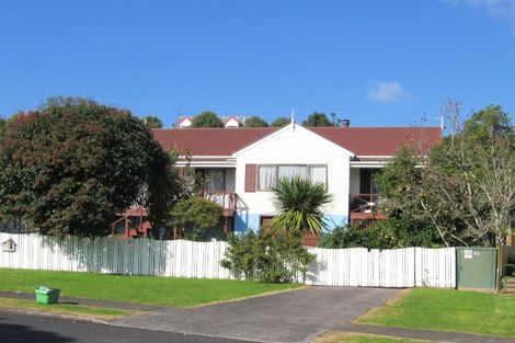 Photo of property in 33 Charntay Avenue, Clover Park, Auckland, 2019