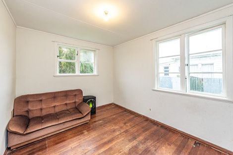 Photo of property in 39 Smith Street, Waverley, 4510