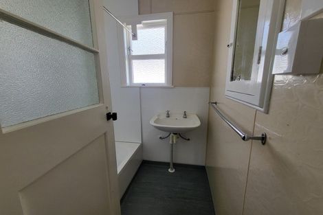 Photo of property in 129 Derby Street, Westport, 7825