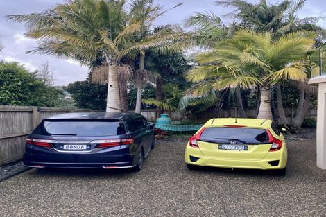 Photo of property in 88a Picasso Drive, West Harbour, Auckland, 0618