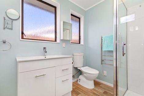 Photo of property in 1/268 Main Road, Tawa, Wellington, 5028