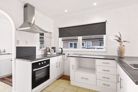 Photo of property in 2 Beryl Place, Pukehangi, Rotorua, 3015