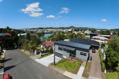 Photo of property in 2/6 Pentland Road, Regent, Whangarei, 0112