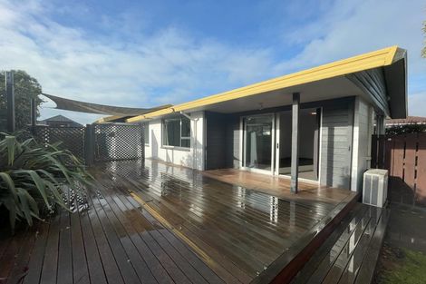 Photo of property in 1/14 Salford Avenue, Redwood, Christchurch, 8051