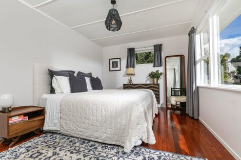 Photo of property in 2 Meadow Crescent, Te Atatu South, Auckland, 0602