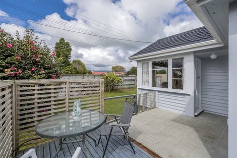 Photo of property in 91 Bartholomew Road, Levin, 5510