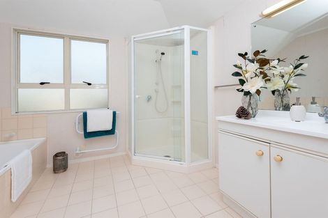 Photo of property in 2/16c Edendale Road, Somerville, Auckland, 2014