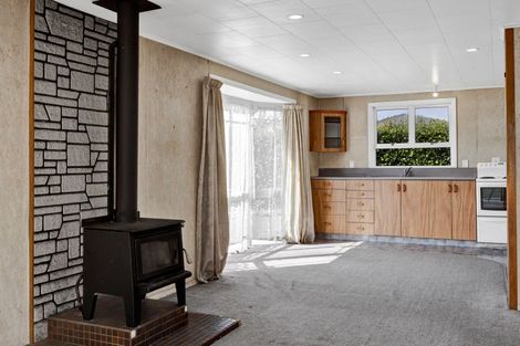 Photo of property in 13 Bridger Place, Eltham, 4322