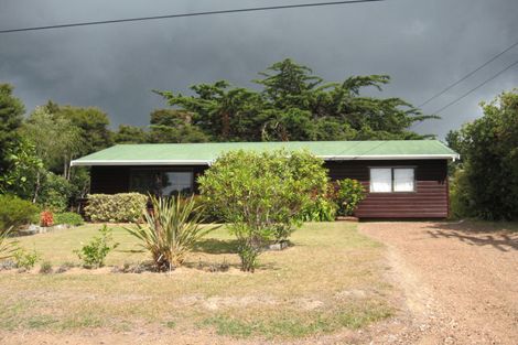 Photo of property in 14 Victoria Road South, Devonport, Waiheke Island, 0624