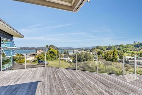 Photo of property in 21 Centennial Drive, Whitianga, 3510