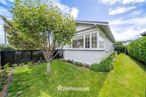 Photo of property in 2 Ropata Crescent, Boulcott, Lower Hutt, 5010