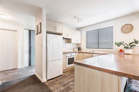 Photo of property in 5 View Ridge Drive, Ranui, Auckland, 0612