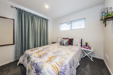 Photo of property in 68 Bellbird Street, Papakura, 2110