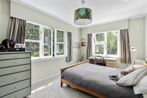 Photo of property in 109 Seatoun Heights Road, Seatoun, Wellington, 6022