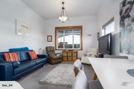 Photo of property in 46 Cologne Street, Martinborough, 5711