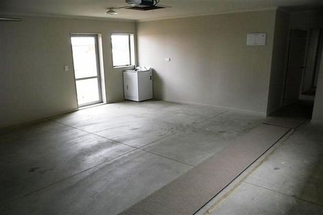 Photo of property in 28 Kellett Road, Ranui, Auckland, 0612