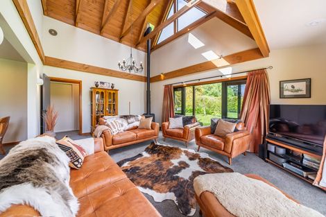 Photo of property in 39 Colletts Road, Mangaroa, Upper Hutt, 5371