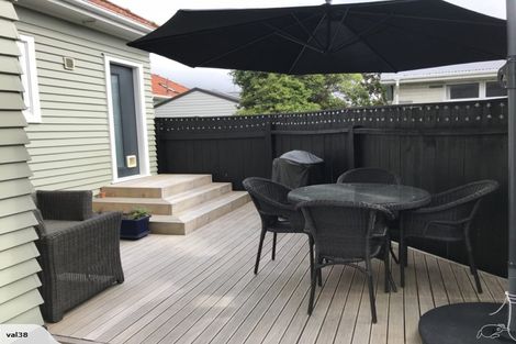 Photo of property in 25 Vincent Street, Waterloo, Lower Hutt, 5011