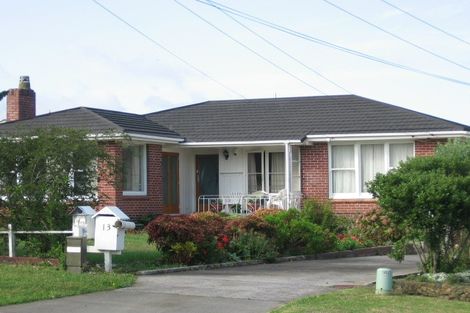 Photo of property in 2/13 Ayr Road, Pakuranga, Auckland, 2010