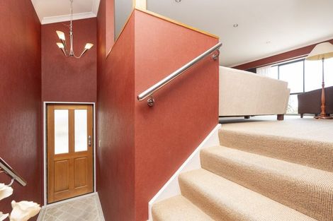 Photo of property in 2 Thomson Avenue, Dinsdale, Hamilton, 3204